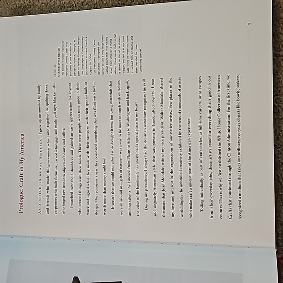 Craft In America Table Book 2 Centuries of Arts & Objects - Picture 8 of 12